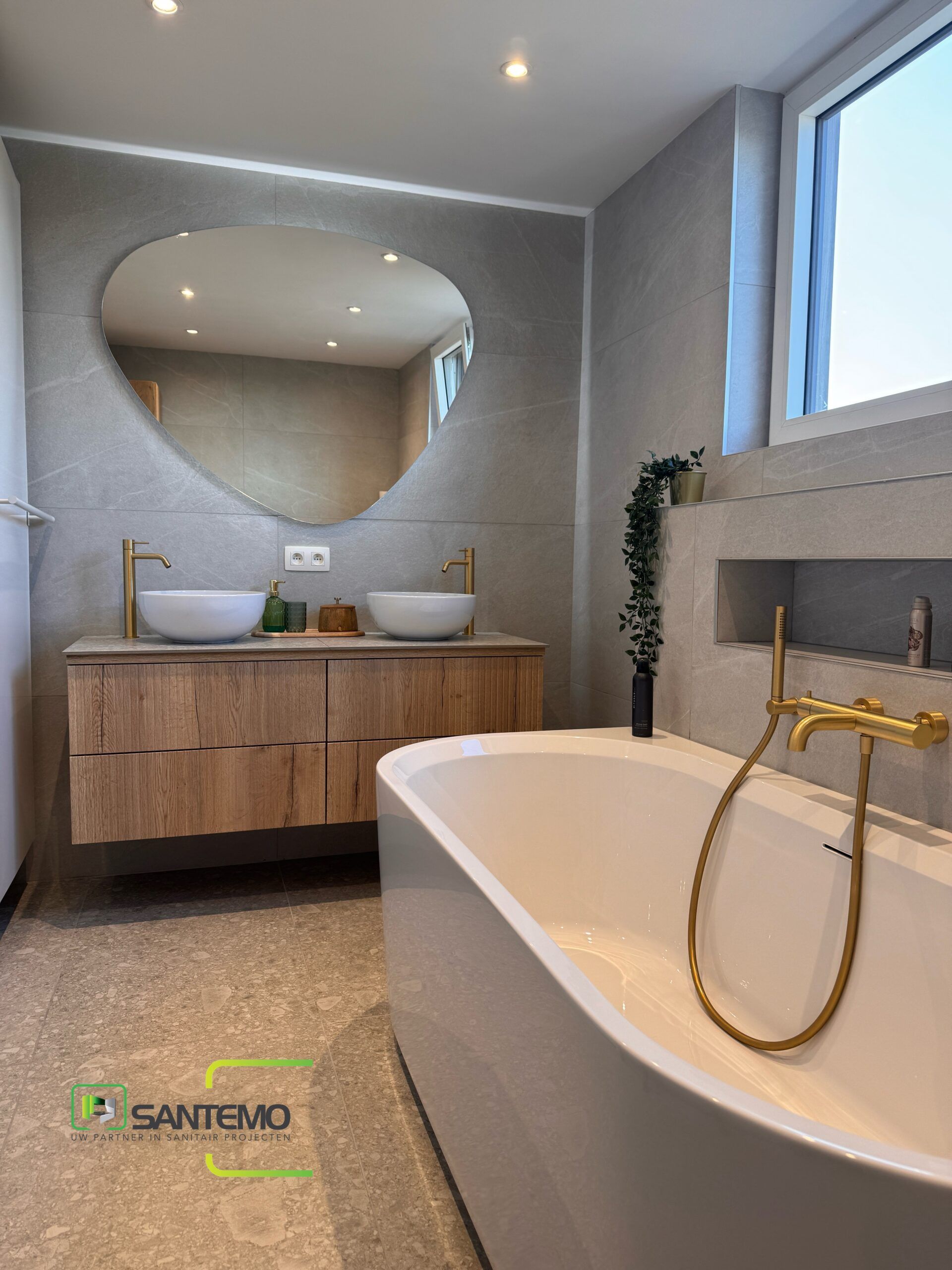Complete badkamerrenovatie in Noord-Limburg door Santemo